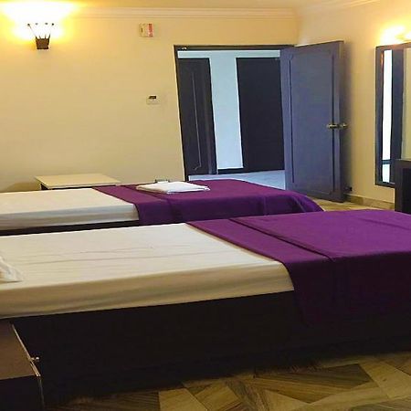 Aditya Palace Hotel Rājahmundry Kültér fotó