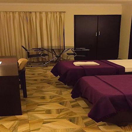 Aditya Palace Hotel Rājahmundry Kültér fotó